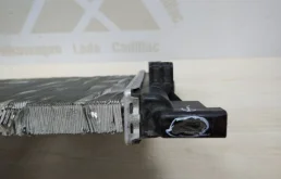 Радиатор охлаждения ДВС для Skoda Rapid 2019 года на фотографиях