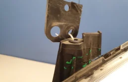 Фары для Nissan Tiida 2009 года на фотографиях