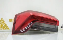 Фонарь левый для Skoda Rapid 2025 года на фотографиях