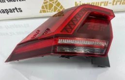 Фонарь внешний левый для Volkswagen Tiguan 2019 года на фотографиях