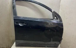 Дверь передняя правая Nissan Qashqai J10 ДЕФЕКТ