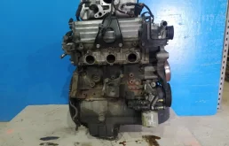 Двигатель без навесного для Mitsubishi Pajero 2012 года на фотографиях