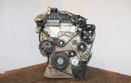 Двигатель без навесного для Kia Sorento 2015 года на фотографиях