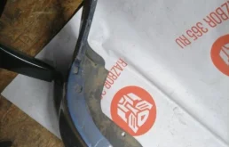 Бампер для Volkswagen Touran 2006 года на фотографиях