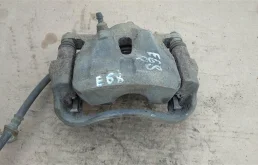 Усилитель переднего бампера для Toyota Corolla 2012 года на фотографиях