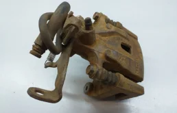 Суппорт задний левый для Mazda CX 5 2018 года на фотографиях