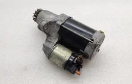 Стартер для Toyota RAV4 2012 года на фотографиях