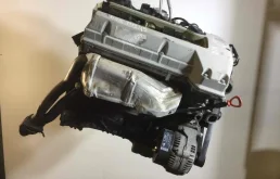 Двигатель без навесного для Mercedes-Benz CLK class 1998 года на фотографиях
