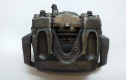 Суппорт задний левый для Mercedes-Benz E class 2015 года на фотографиях