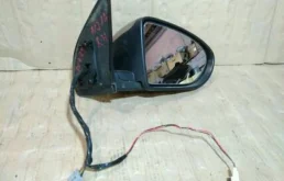 Зеркало боковое правое для Nissan Qashqai 2012 года на фотографиях