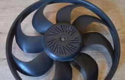 Вентилятор охлаждения Ford Kuga I (2008—2012) 2012 белый