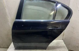 Дверь задняя левая BMW E90