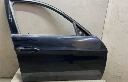 Дверь передняя правая BMW E90