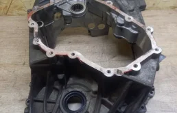 Крышка КПП Ford Kuga I (2008—2012) 2012