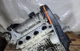 Двигатель без навесного для Skoda Roomster 5J 2006-2015