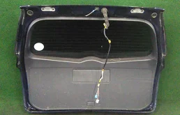 Крышка багажника для Toyota Corolla на фотографиях