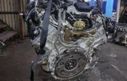 Двигатель для Lexus LS 2010 года на фотографиях