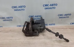 Суппорт задний левый для Audi A8 2010 года на фотографиях