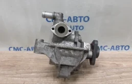 Насос ГУР для Audi A8 2010 года на фотографиях