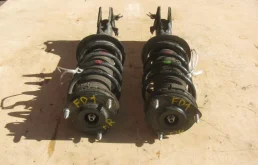 Амортизатор передний левый для Honda Civic 2007 года на фотографиях