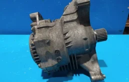 Раздатка для Nissan X-Trail 2004 года на фотографиях