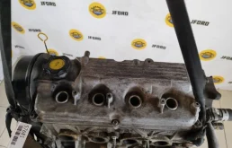 Двигатель для Suzuki Swift 1998 года на фотографиях