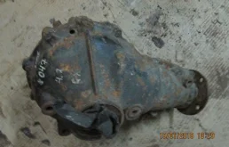 Редуктор переднего моста для Toyota Land Cruiser Prado 2004 года на фотографиях