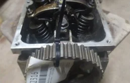 ГБЦ для Renault Logan 2004 года на фотографиях