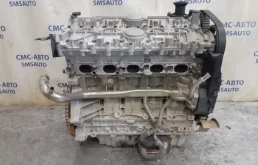 Двигатель без навесного для Volvo C30 2006 года на фотографиях