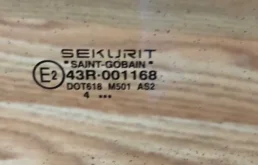 Стекло переднее правое vw touareg 7l0845202f