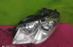 Фары для Volkswagen Touran 2008 года на фотографиях