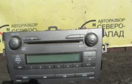 Магнитофон Toyota Corolla 8612012B00 ZRE151 1ZR