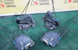 Замок двери Toyota Auris 6903002220 ZRE151 4ZZ, передний правый