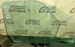 Стекло двери Nissan Navara 80300EB310 D40 YD25DDTI, переднее правое