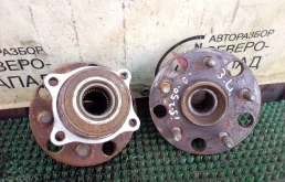 Ступица Lexus IS250 4241030040 GSE30 4GR-FSE, задняя правая