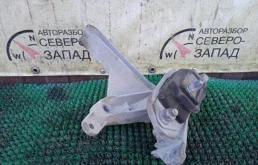 Подушка двигателя Nissan Almera 11220JD000 G15, левая