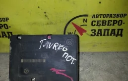 Блок ABS Volkswagen Touareg 2006 7L0614111H 7LA