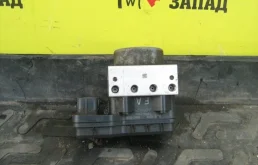 Блок управления ABS Toyota Corolla 4451012390 ZRE151 1ZR