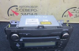 Магнитофон Toyota Corolla 8612012A30 ZRE150 1ZR