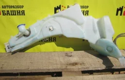 Бачок омывателя Ford Focus 1497707 2