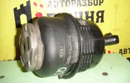 Бачок гур Audi Q5 4F0422371D