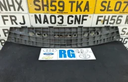 Пыльник радиатора Mazda 3 BL 2012 Хэтчбек