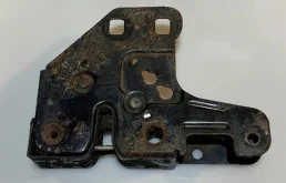 Замок капота Audi A6 C6