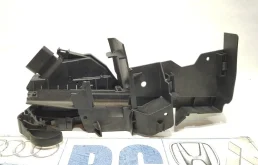 Замок двери Ford Focus 3 2015