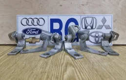 Петля двери Ford Focus 3 2015