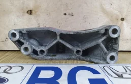 Кронштейн кпп Volkswagen Passat B6 2007 Седан