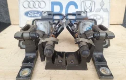 Петля двери Volkswagen Touareg 2008