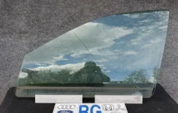 Стекло Volvo XC90 2006