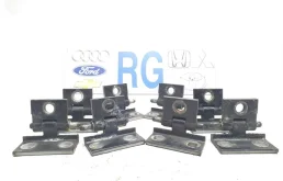 Петля двери Volvo XC90 2006