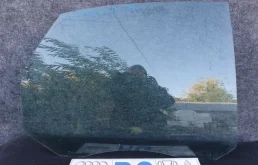 Стекло Ford Focus 2 2009
